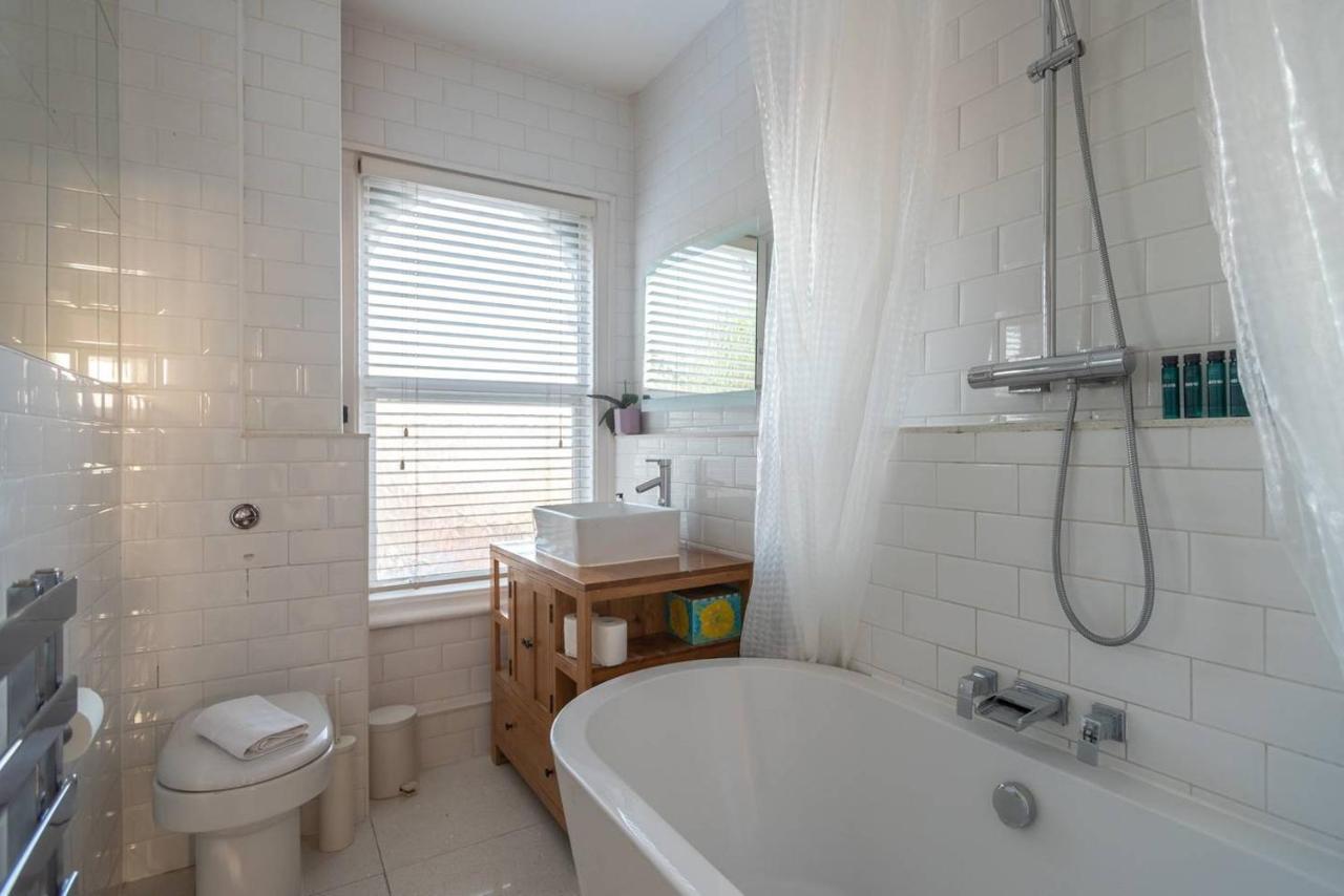 Guestready - Wonderful 2Br By Queen'S Park London Exterior foto